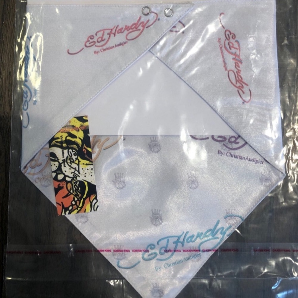 Ed Hardy by Christian Audigier Pet Bandana - Picture 2 of 4